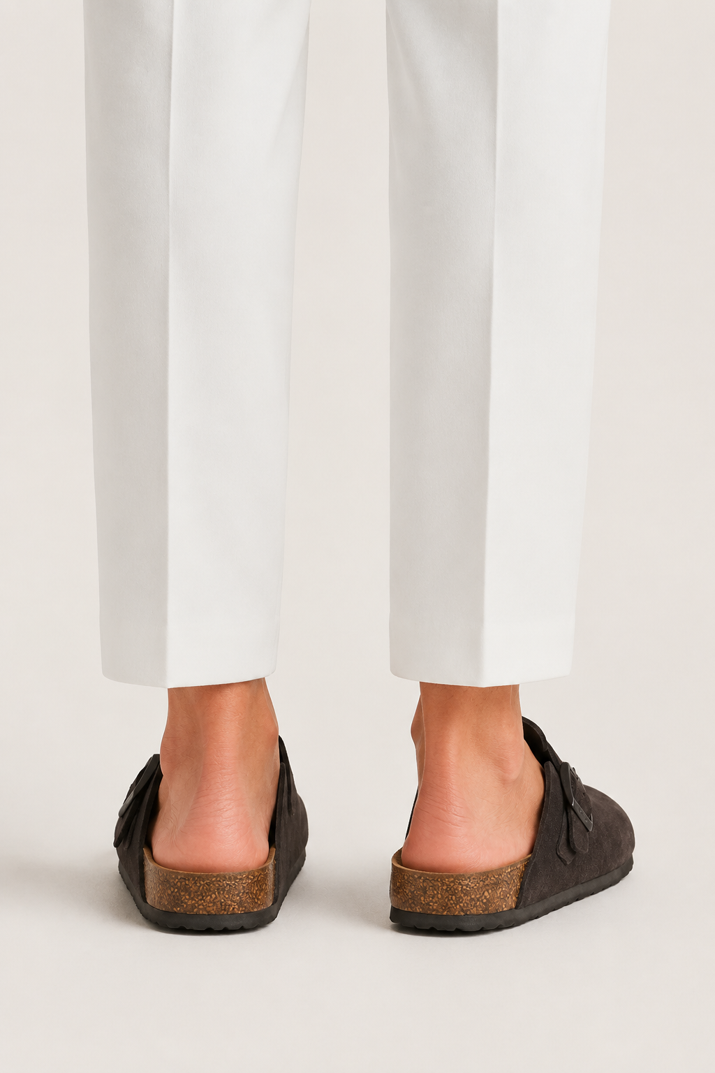 Montreux Suede Clog Chocolate