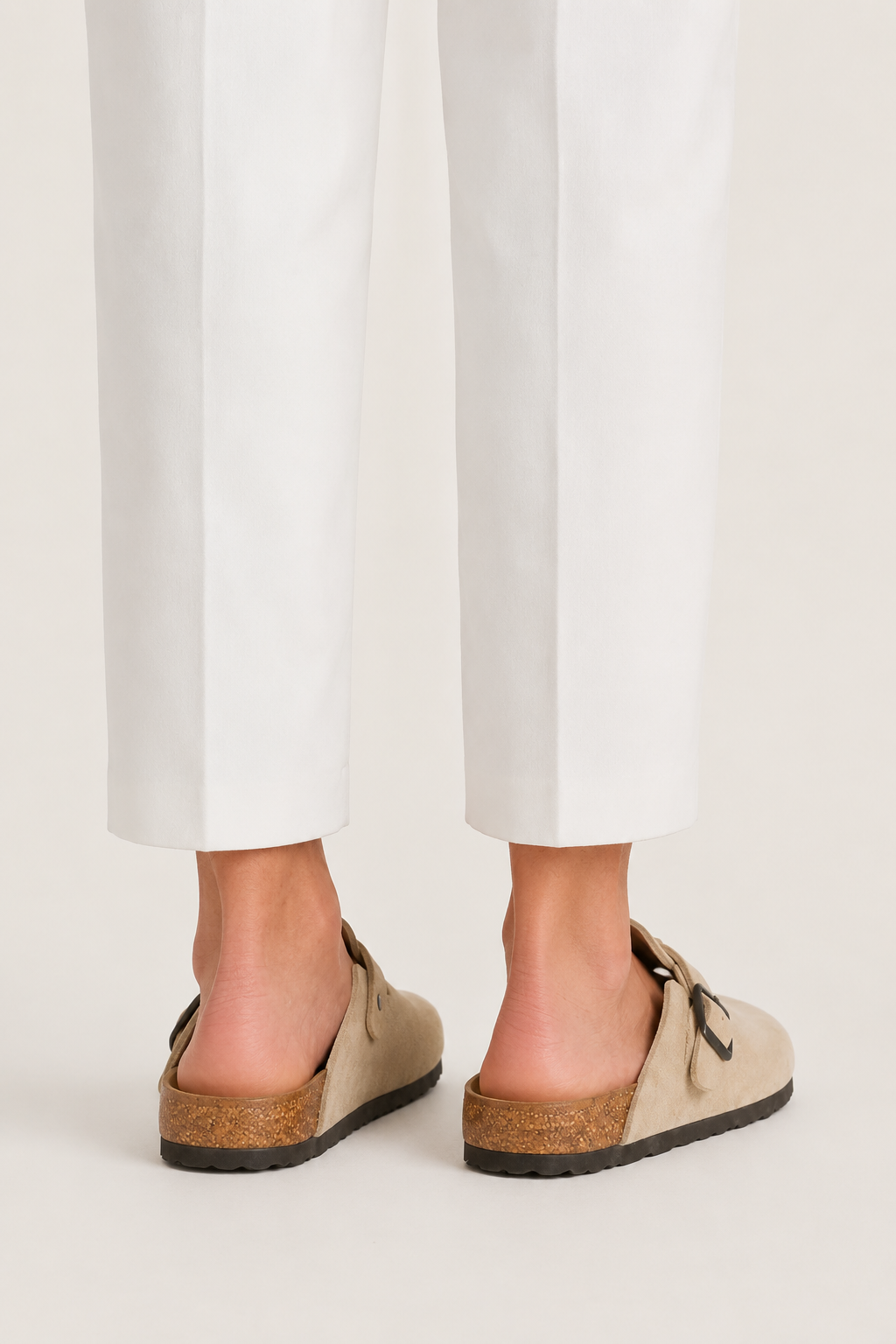 Montreux Suede Clog Sand