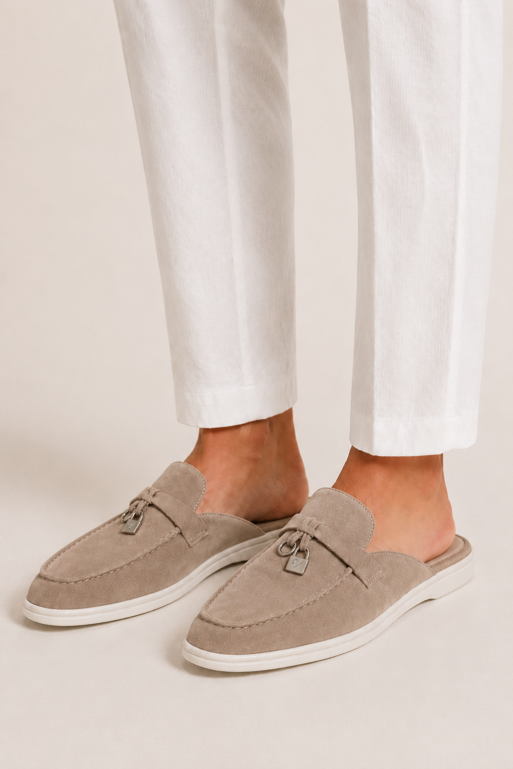 Ancestral Buckle Mule Beige