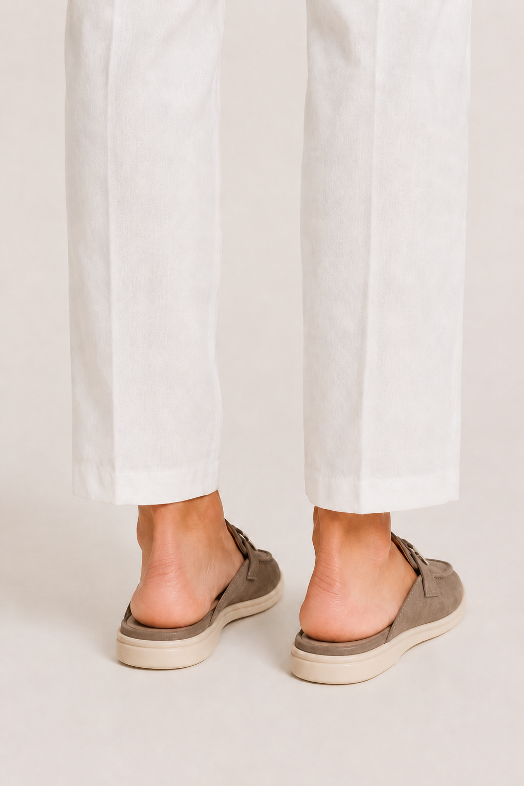 Ancestral Buckle Mule Beige