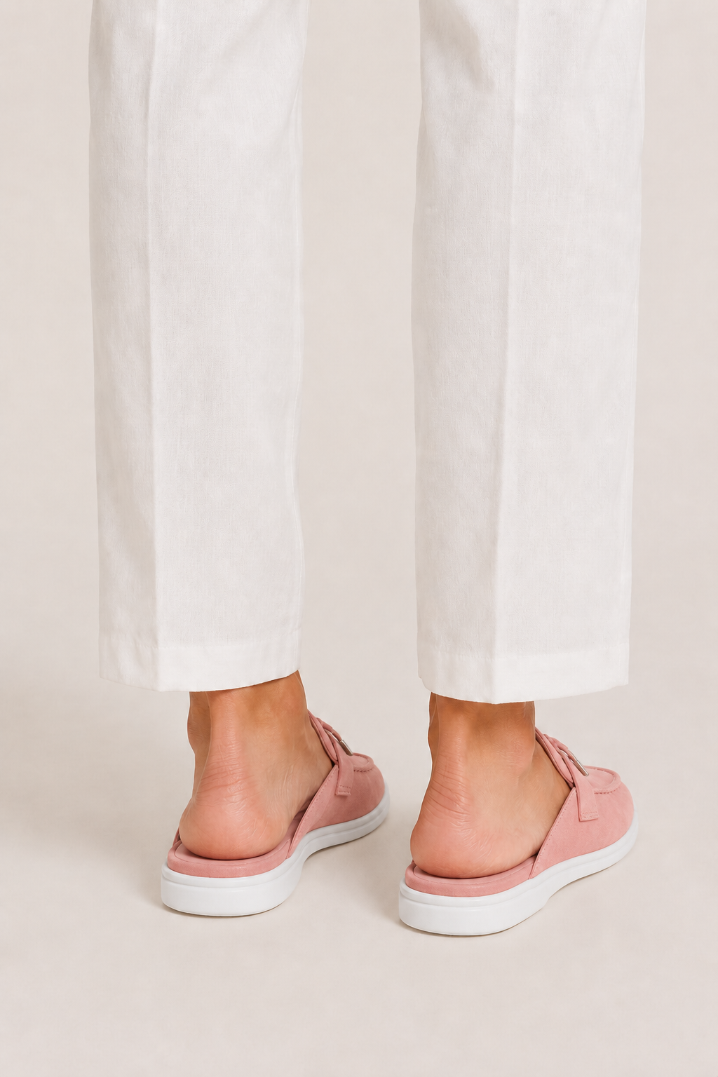 Ancestral Buckle Mule Pink