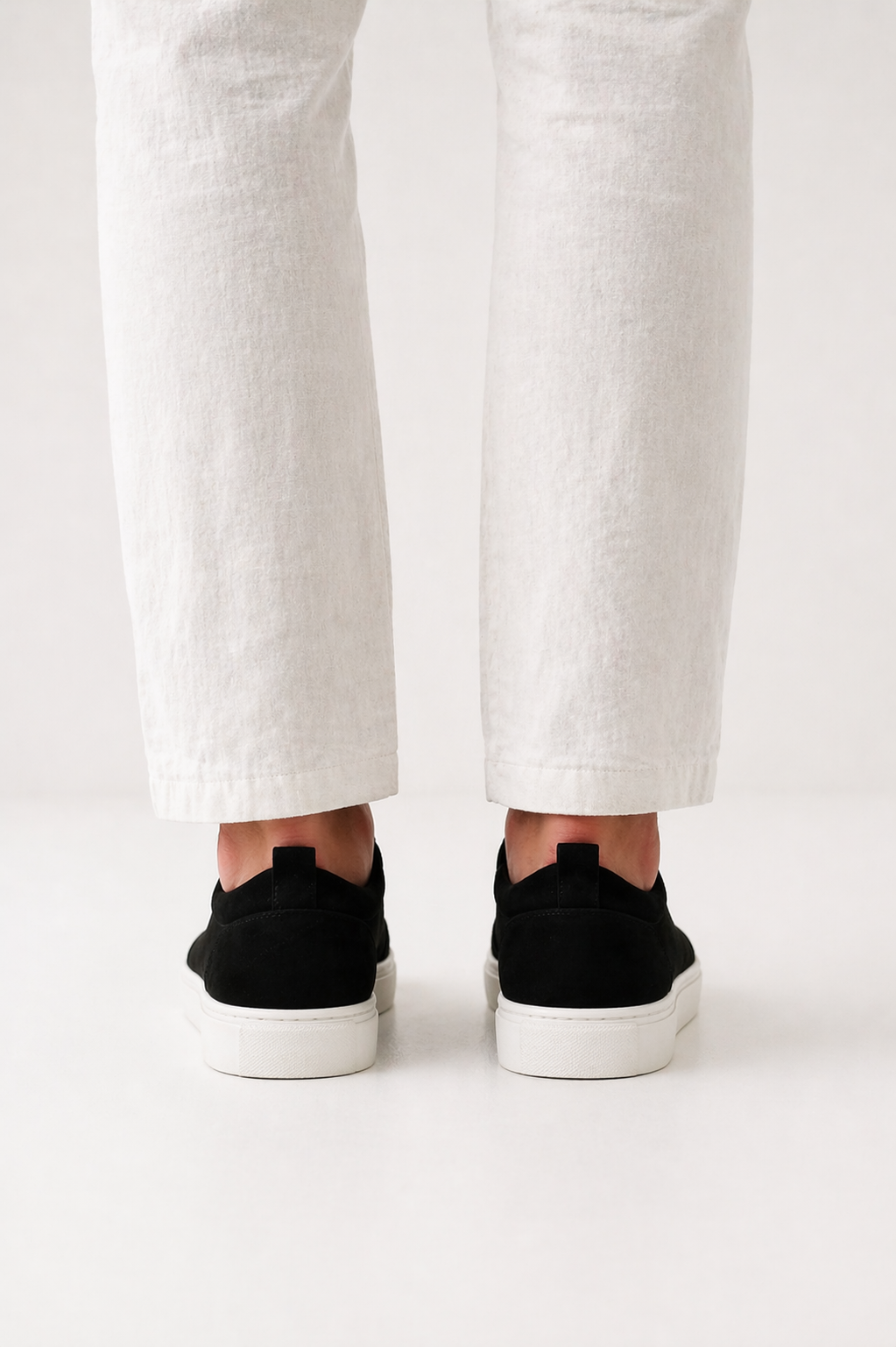 Savien Slip-On Black