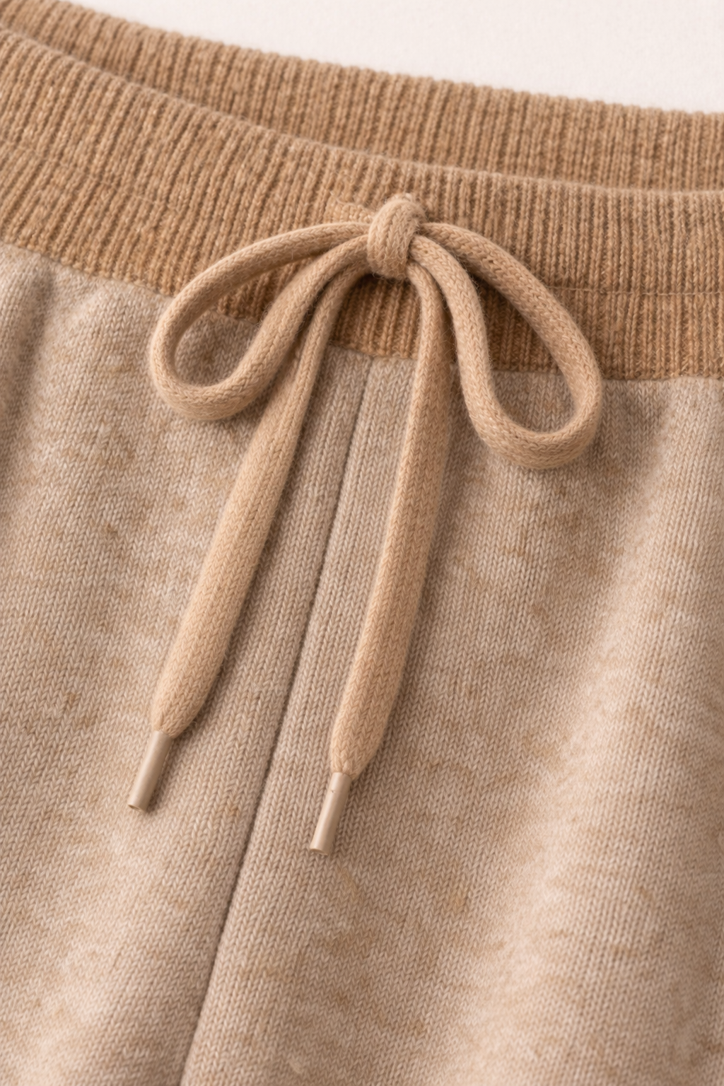 Two-Tone Knit Set Beige