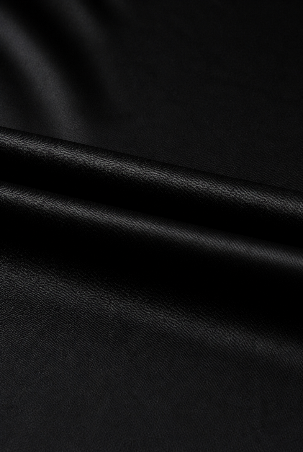 Azuro Tee Black