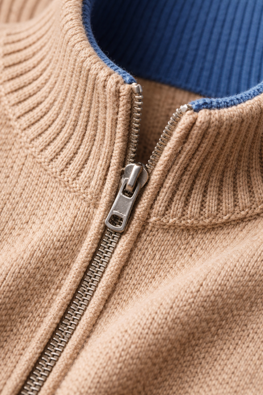 Refined Full Zip Knit Beige / Light Blue