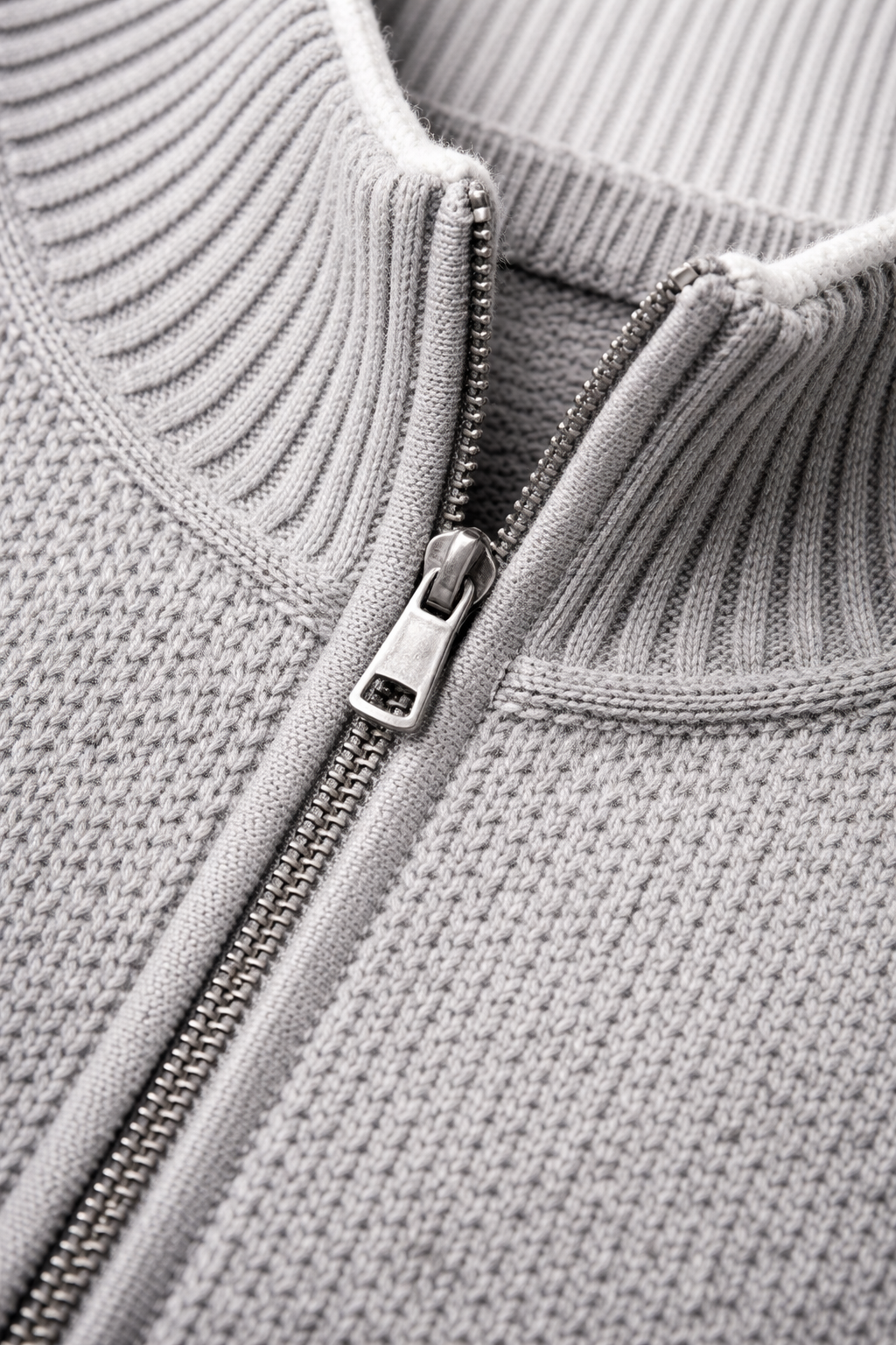 Refined Full Zip Knit Light Grey / White