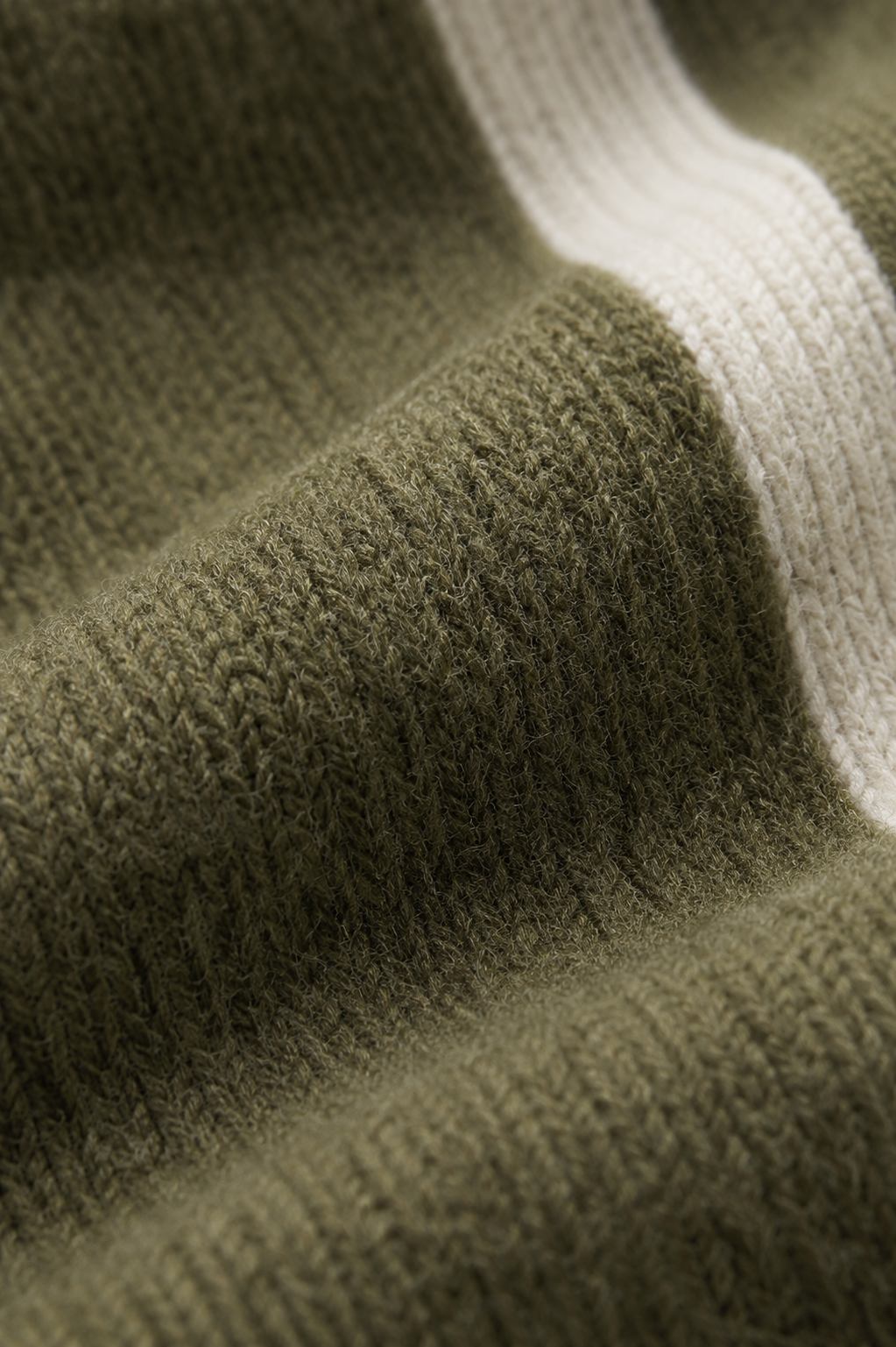 Rib Collar Zip Knit Olive