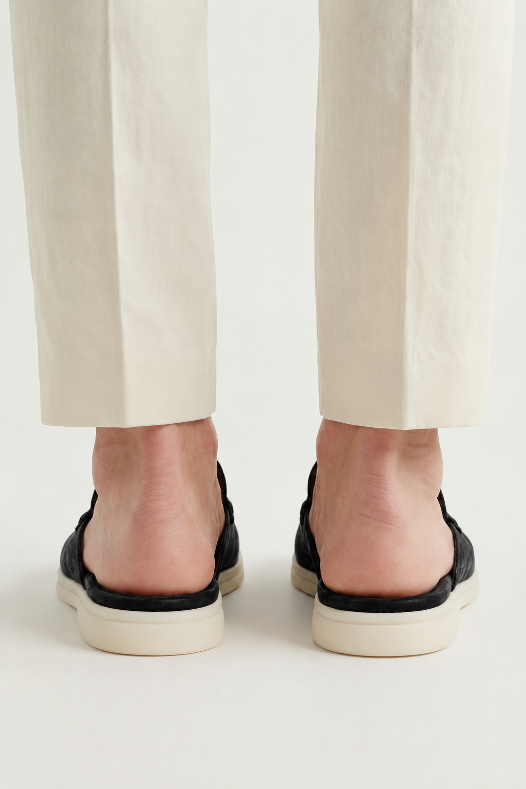 Croco Mule Yacht Black