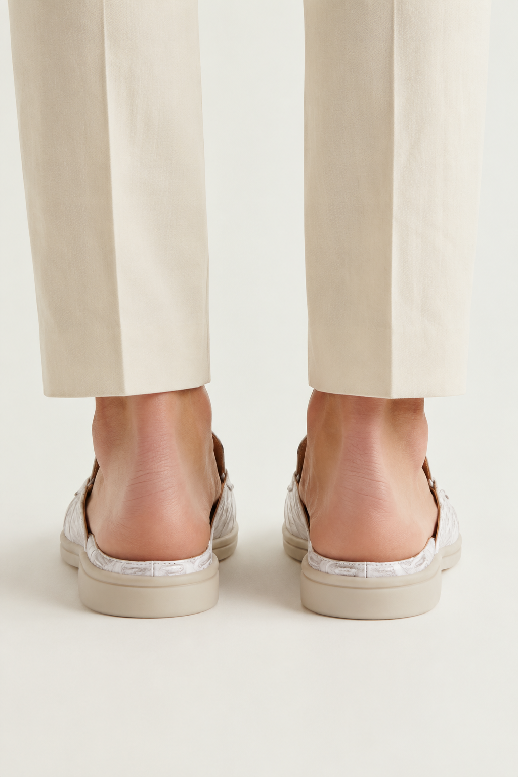 Croco Mule Yacht White
