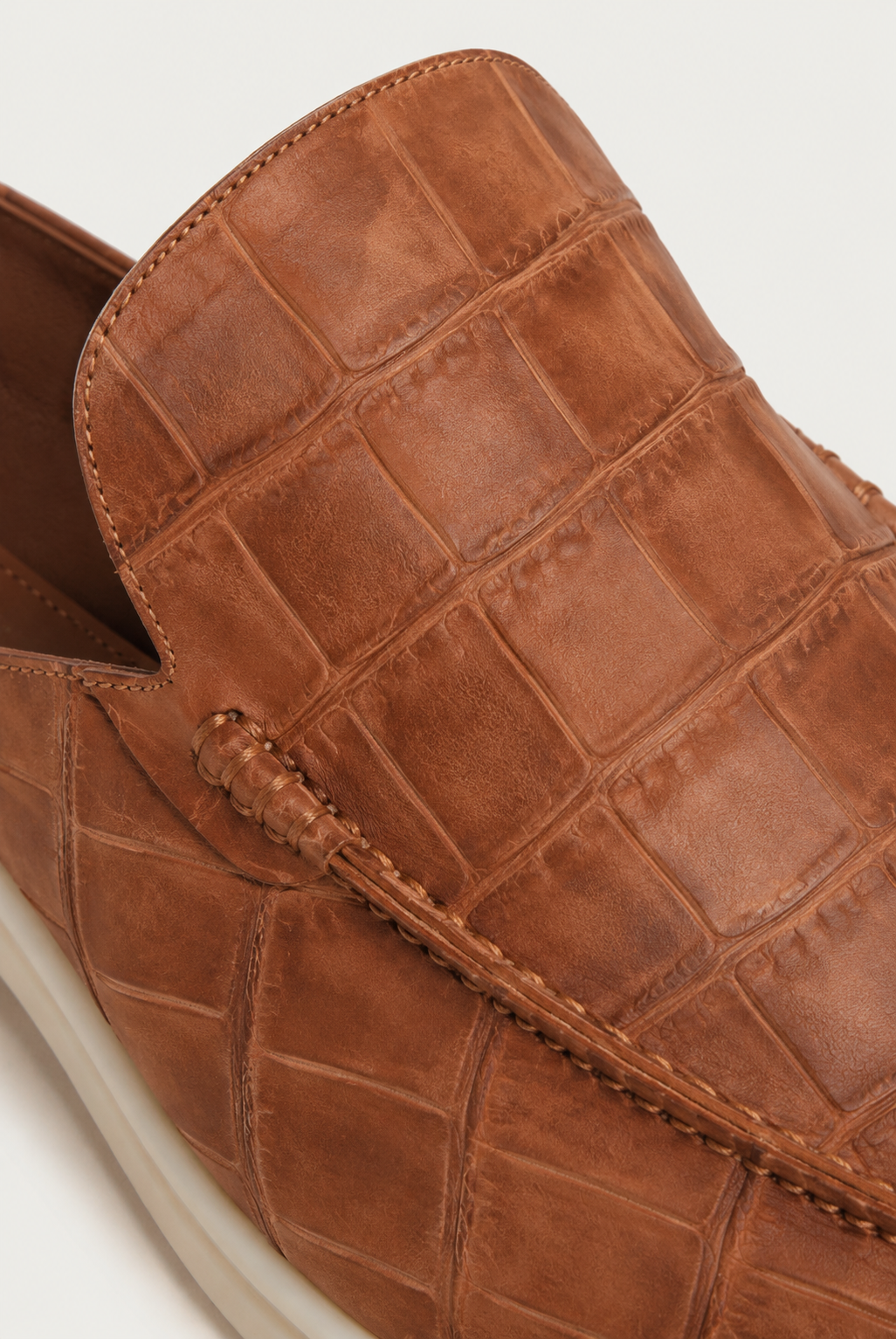 Croco Mule Yacht Tan