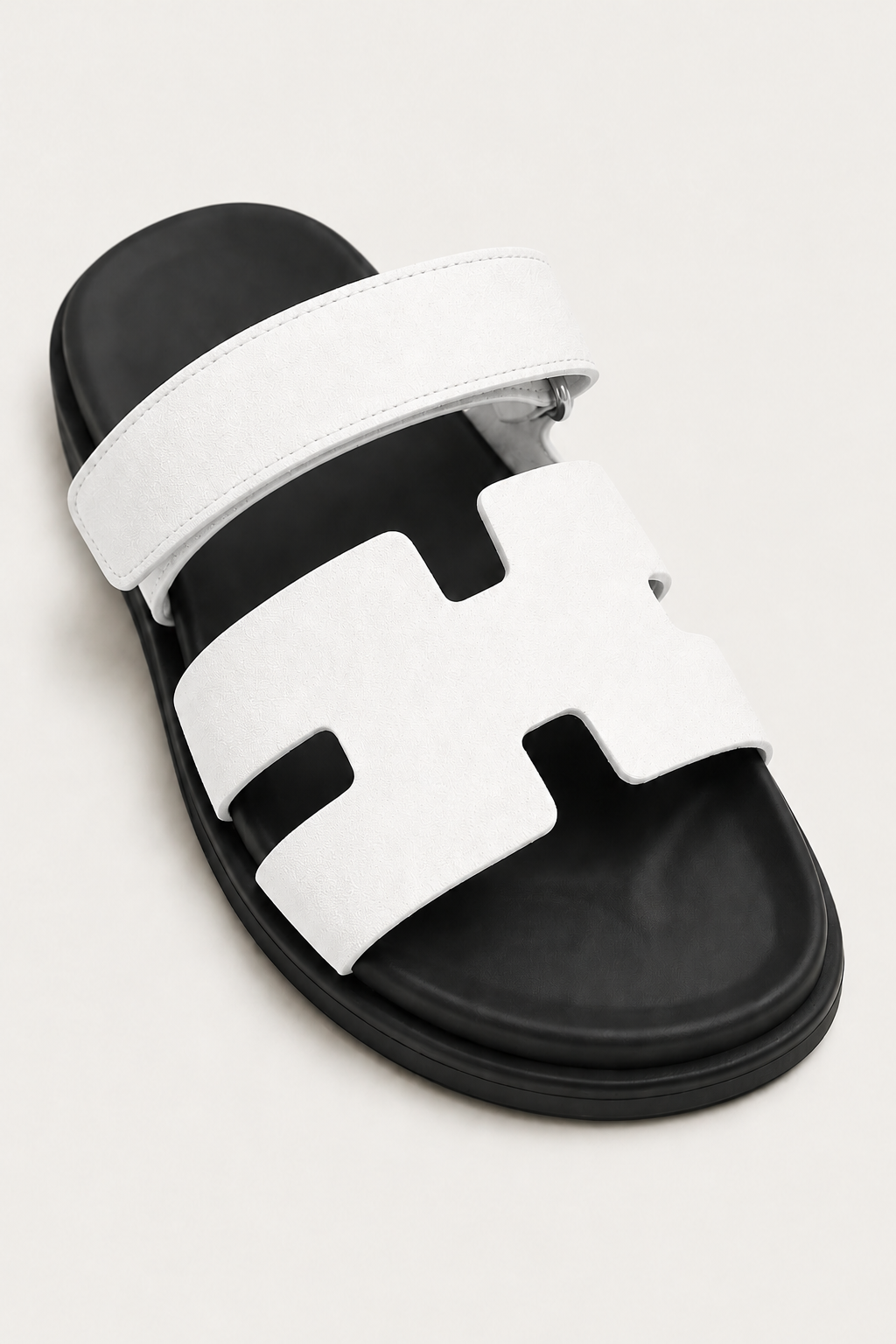 Virello Sandal White/Black