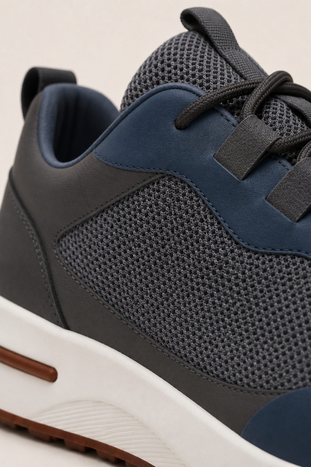 Sorrento Sneaker Graphite Steel Blue