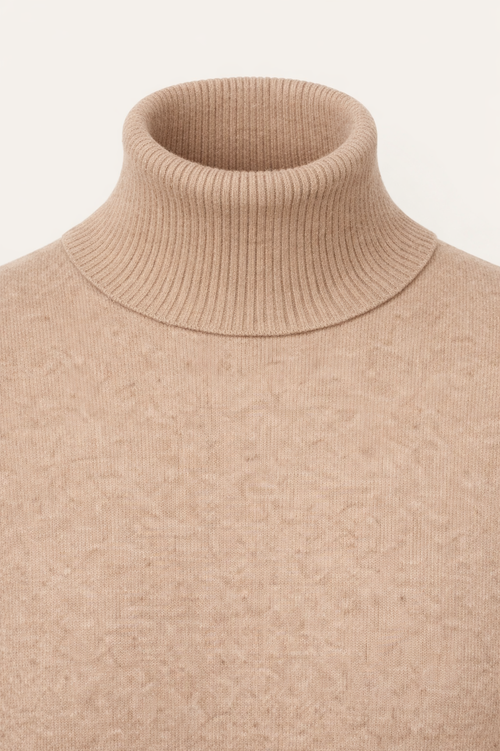 Intemporel Turtleneck Beige